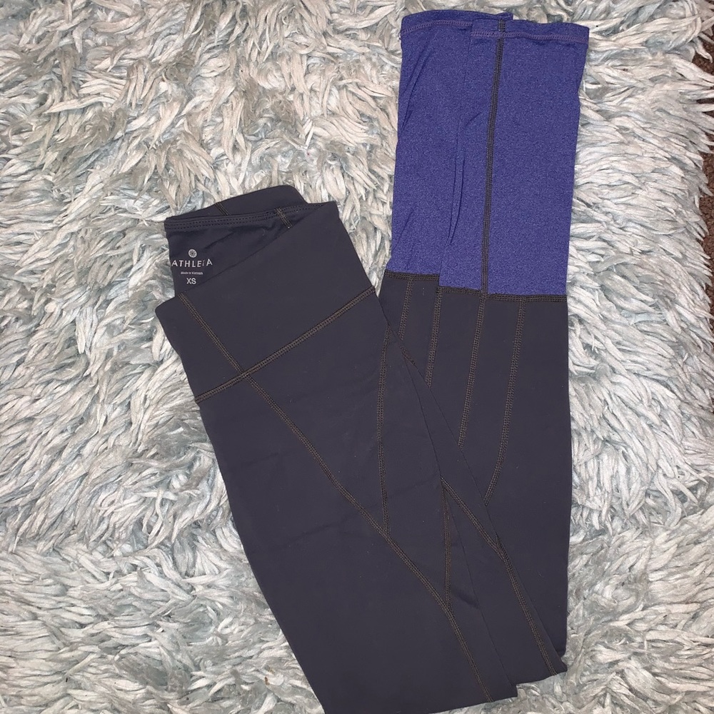 XS Grey Athleta leggings w ankle detail